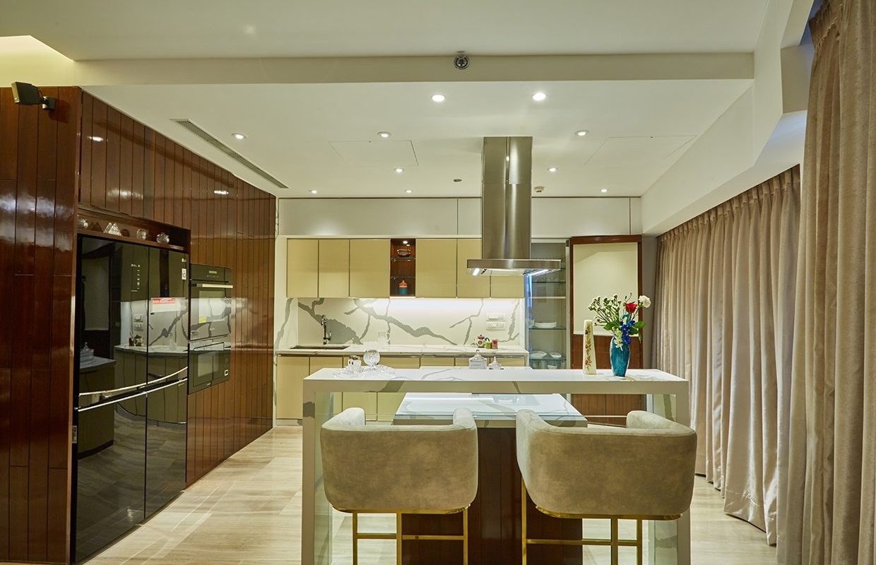 Bespoke kitchen with island seating